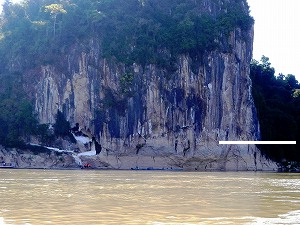 s-20111218 laos (20).jpg